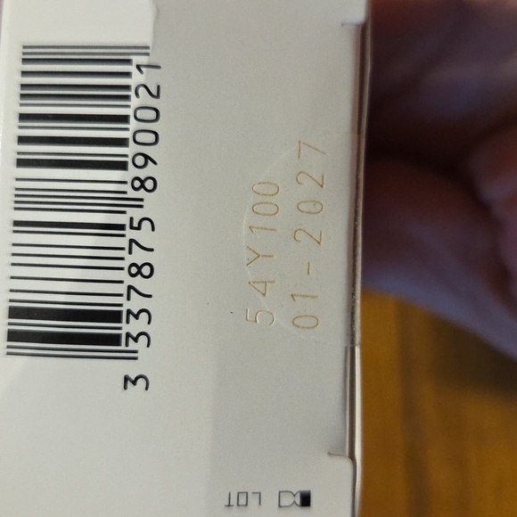 2 La Roche-Posay Mela B3 Serum - Picture 2 of 4